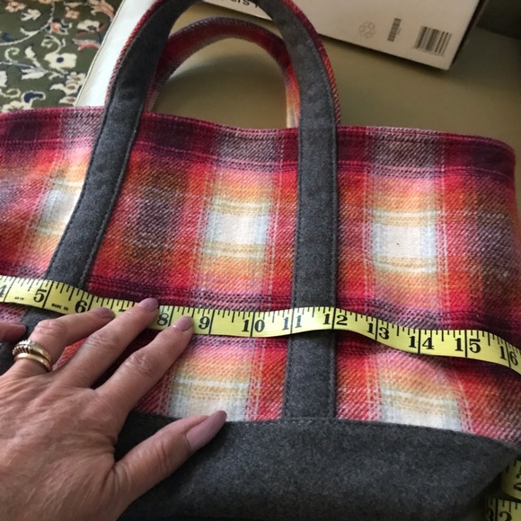 PRICE FIRM! NWOT. Pendleton for Gap Plaid Wool/Cotton/Poly Tote. Pristine! - Picture 3 of 12